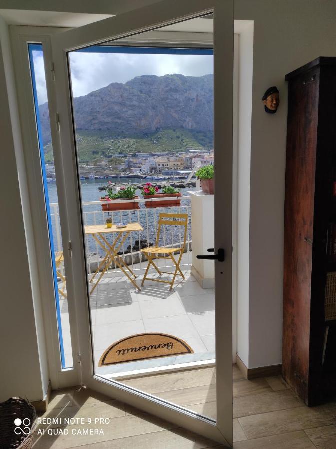 La Casa Di Giulio - Holiday Home Isola delle Femmine Bagian luar foto